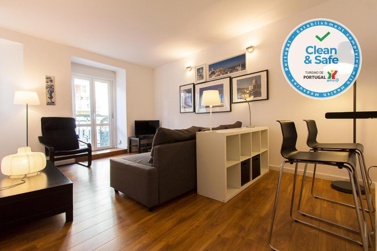 Typical Tailor Made Flat In Central Graca Lisbona Esterno foto
